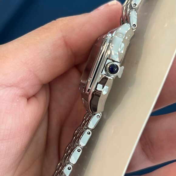 Panthere Classic Silver Stainless Steel Watch - Classic Elegance - Picture 10 of 12